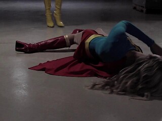 Blonde Darkwing 15