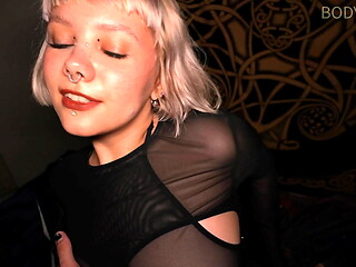 I'_m too horny! Fuck me, please! ?