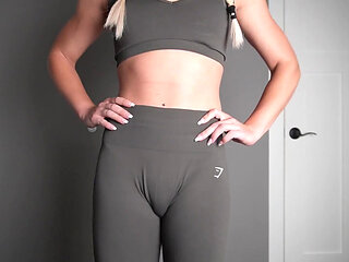 My Cameltoe Makes You Cum