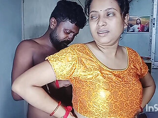 Priya Bhabhi Is Wearing a Very Beautiful Dress and Is Going to Make a New Real Video