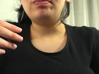 Chewing Gum While Eating? You Wont Believe This Habit!