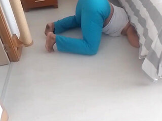 MILF with a big ass gets penetrated by a big white cock