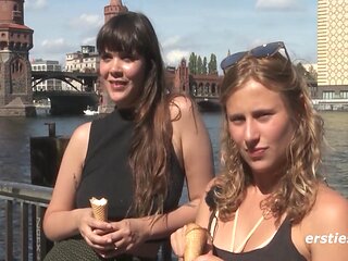 Things Get Hot When Blake & Lindsey Come Together For Lesbian Fun With Lindsey Cruz