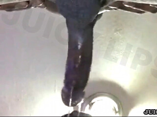 JUICY LIPS-mouth got so sloppy slurping his dick he bust a hard NUT!!!