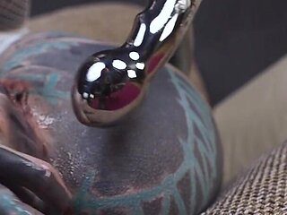 Anuskatzz Gets a Stainless Steel Dildo to Shove up Her Ass