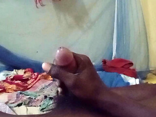 Gaon ki dehati bhabhi ki gand dekhkar Mutthi mare room per