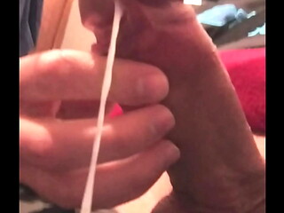 JERKING OFF at work'_s BATHROOM! (GIGANTIC CUMSHOT MESSED UP WITH PHONE'_S SCREEN)
