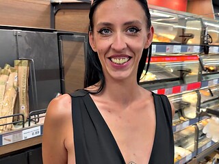 French Louna, 28, Shops for Two Hung Studs