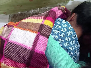 Desi Girl 1st Time Fucked at BF's House in Clear Hindi Audio Full Viral Video