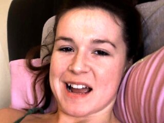 Brunette Solo Webcam Masturbation