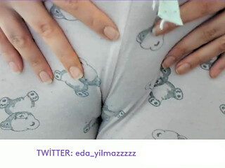 Cameltoe- Masturbate with Pajama- Rubbing Pussy with Pajama