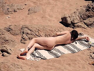 I Fuck a Stranger in a Nude Beach