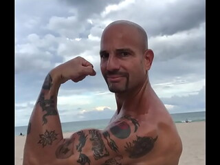 THE BEACH BODY PORNSTAR MAXXXLOADZ PORNSTAR CHAMPION GETLEMAN of PORN POUND4POUND THE BEST AROUND