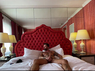 Bottoming with Chris Damned