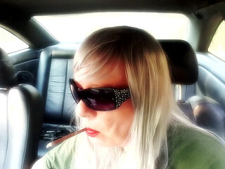 MRS. RUTHIE CAR SMOKING MORE120 MENTHOL with GLOVES and SUNGLASSES