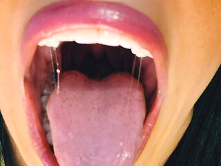 Yawning with My Huge Mouth