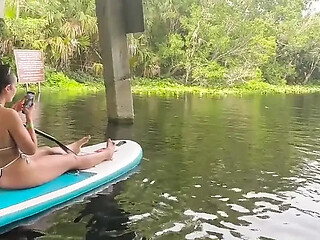 Hilarious GF gives sloppy blowjob and bangs in a hot car