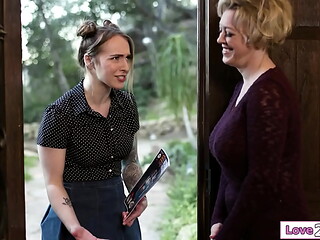 Fan girl licks milf voice actress of her favorite character