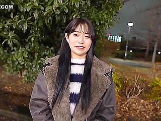 An Irresistible Beauty Descends. The Overwhelming Facial Iq And The Eroticism Of Her Well-trained Beautiful Naked Body Are Beyond Imagination. I Couldnt Resist And Ejaculated Twice