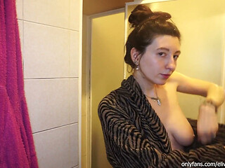 Tease on Cam in the Shower