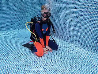 Scuba Retreat Day 2 - Secret Pussy Vibe During Lesson