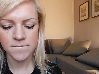 Jesika 22 Yr Old Blonde Non-Nude SFW Webcam