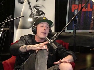 Gene Simmons Fucks Pornstar Backstage