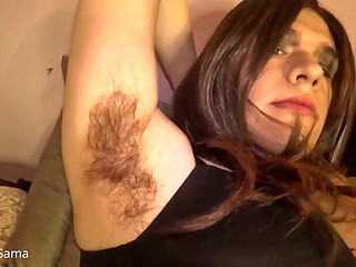 Sniff my hairy armpits