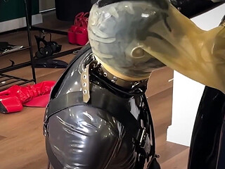 Ava Fetish-art Puts Perv in the Pussy Smell Hood