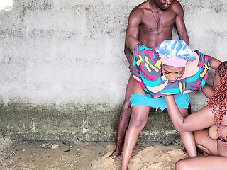 Creamyshuga Anal Fucking with Friends in Unfinished Building Outdoor Sex