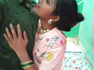 Collage Girl SUDIPTA ne Gao ke ladke ko bula ke raat bhar chudae ki Doggy style main