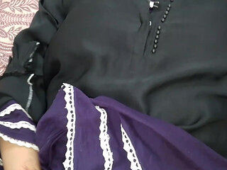 Indian Father-in-law Had Sex with His Muslim Indian Daughter-in-law When Mother-in-law Was Not at Home - Hindi Audio