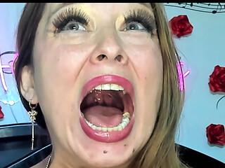 Camera Inside Me!! I'm Swallowing and Deepthroating Big Dinosaurs!