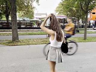 Ellies Solo Braless Tits