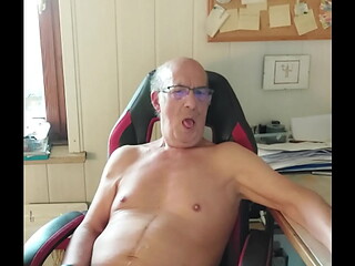 Norbertww - abspritzen cor der cam bei chaturbate - Apr 23, 2025