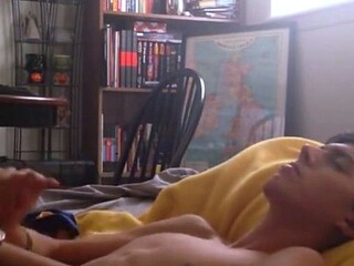 Big-Cocked Amateur Wankster Unleashes Huge Load