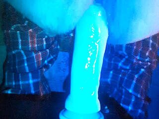 Latino enjoys to moan