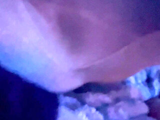 Squirting with Leggings on