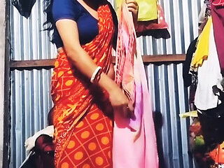 A hot and horny Indian housewife with big jugs and a massive booty gets a