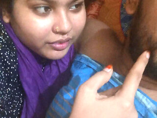 Real Married Couple Homemade Bangladesh Desi Wife.DesicoupleBd