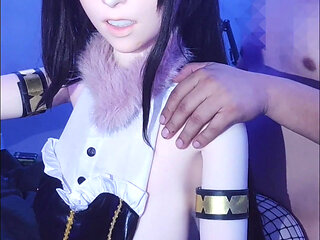 After Dark at the Honey Bee Inn. Tifa's Buzzing for You!