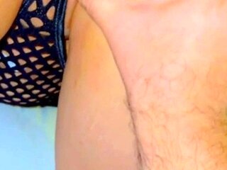 Sexy Ebony Amateur Ass Shaking