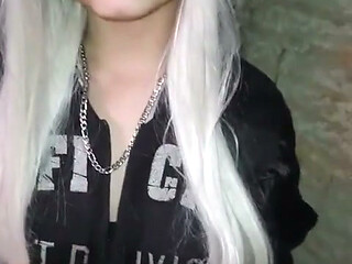 I Took the Blonde White Moon Vip to the Building She Sucked My Dick and I Came in Her Face