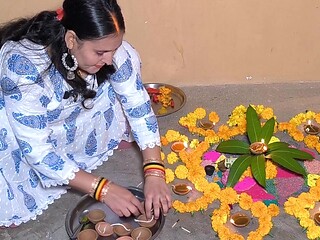 Indian Puja Bhabhi delivers intense sensual diwali hardcore blowjob pleasure