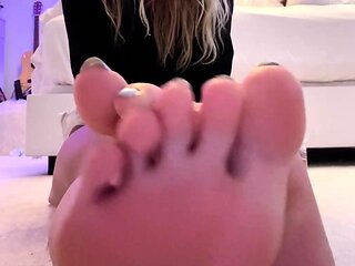 Hawt Blonde milf in foot Fetish tube scene