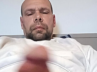 I love wagging my cock, it makes me hard
