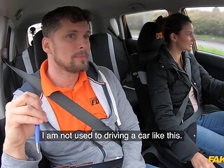 Bad Driver gets a sloppy blowjob to pass final test at Fake Driving School