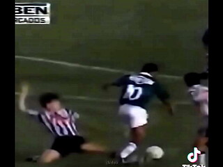 DJALMINHA FODENDO OS ADVERS&Aacute_RIOS COM SUA MAGIA.