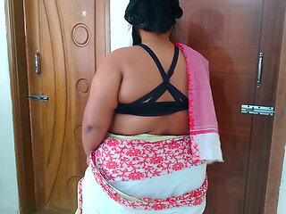 Desi Sexy Friend's MILF Was Cleaning the House When Neighbor Boy Saw Her and Fucked - Rajasthani Homemade Sex