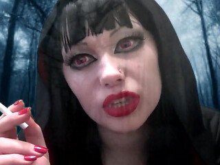 Vampire Mistress will byte you and transform you to her slave